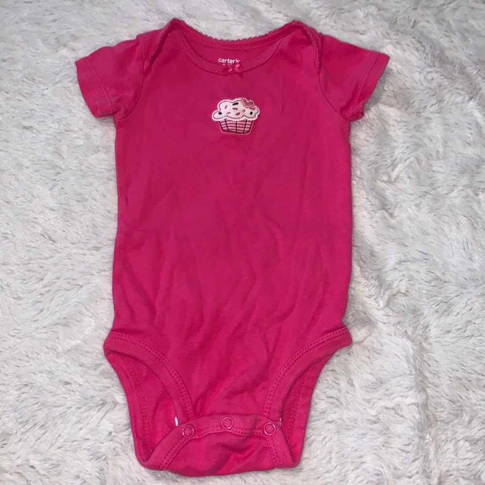 (3 for $10) Carter’s pink cupcake bodysuit 3 months baby girl